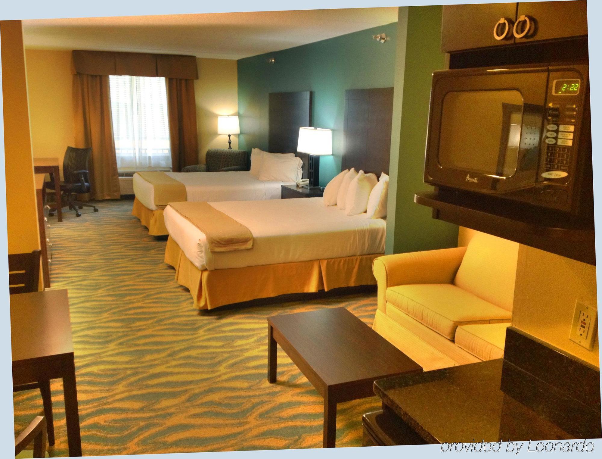 Holiday Express & At Hilton Head Area By Ihg